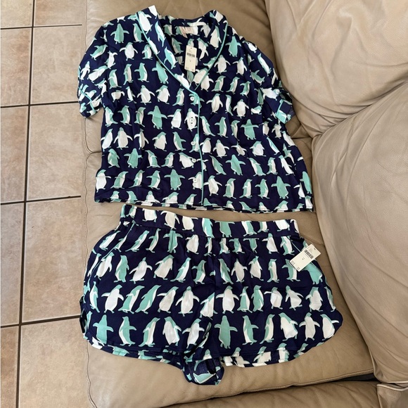 By Anthropologie Silky Patterned Pajama Shorts and Top Set. MSRP $116. Size M - Picture 8 of 17